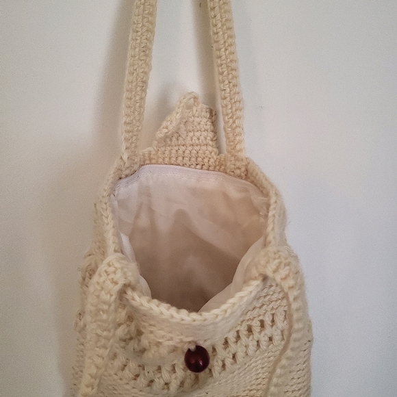Cream Handcrafted Knit Wool Yarn Granny Bag - Picture 6 of 7